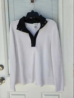 Chicos Zenergy White Knit Zip Pullover with Black Trim